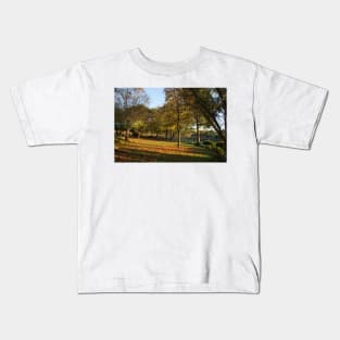 Autumn Leaves - Magpie Springs - Adelaide Hills - Fleurieu Peninsula by South Australian artist Avril Thomas Kids T-Shirt